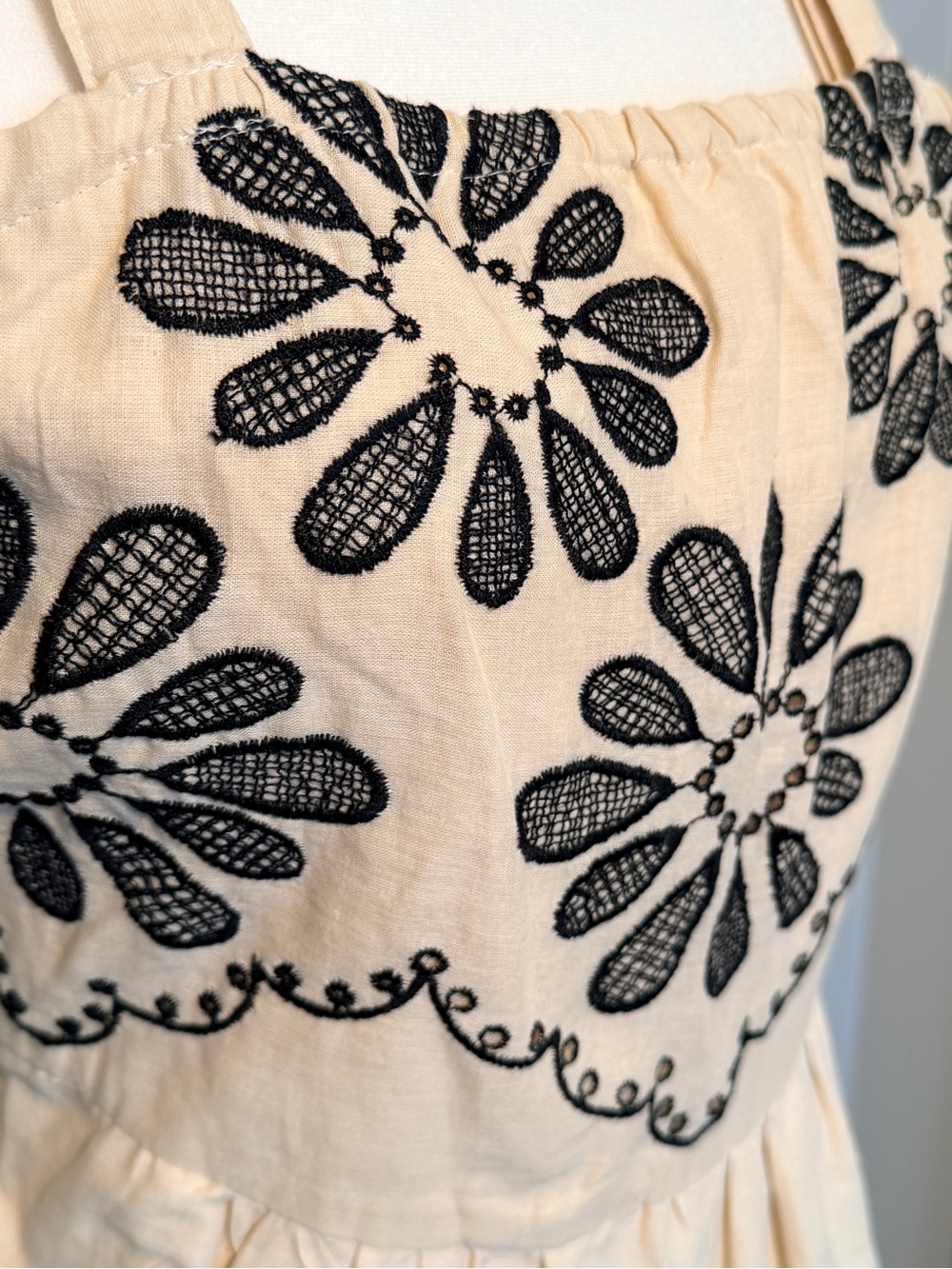 NAOO NWT Cream Black Floral Embroidered Cotton Wide Leg Jumpsuit Large - Picture 5 of 9